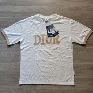 Stylish Pattern Tan And White T-shirt